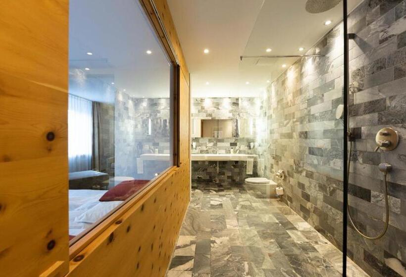 Люкс Вид на Горы, Sporthotel Pontresina
