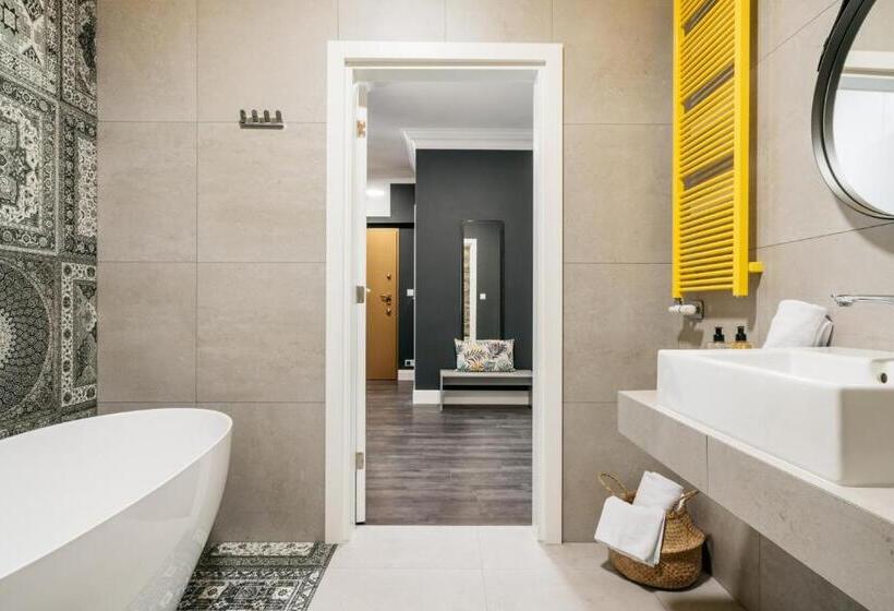 Appartamento 1 Camera da Letto con Terrazza, District17   Loftaffair Collection