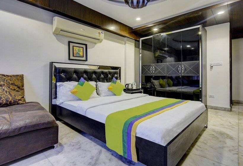 Quarto Deluxe, Treebo Soho Newtown