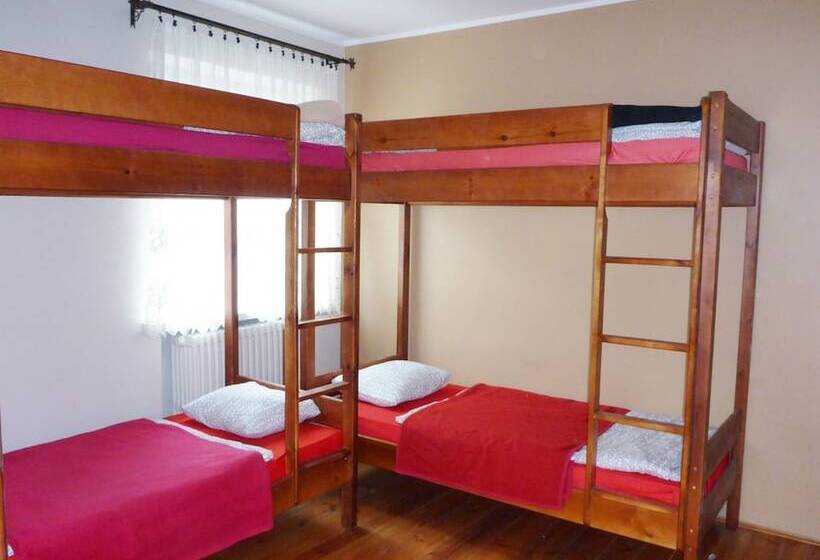 Семейный Номер Совместный Санузел, Folks Village Plowce House