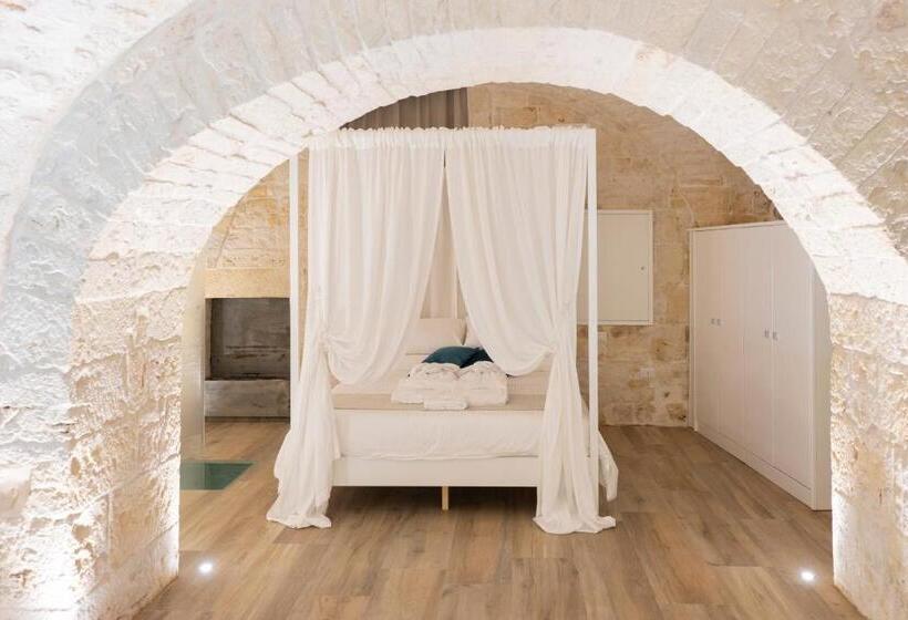 스위트 킹사이즈 침대, B&b Aurelia