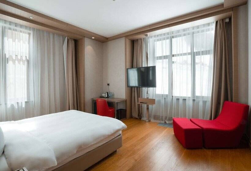 Люкс Superior, Ibis Styles Krasnaya Polyana