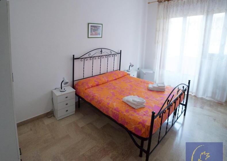 Quarto Estandar, Bb Gallipolis Terra