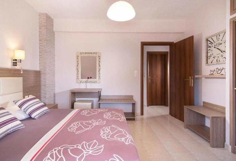 Апартаменты 2 Спальни, Tsamakdas House
