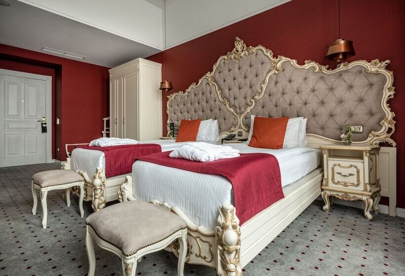غرفة سوبيريور, Grand Hotel Lviv Casino & Spa