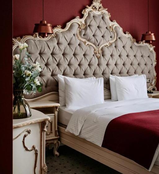 غرفة سوبيريور, Grand Hotel Lviv Casino & Spa