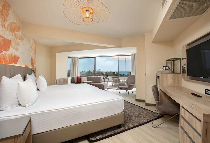 Семейный Номер, Megasaray Resort Side