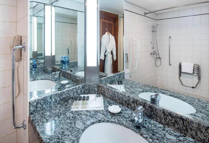 Номер Deluxe Кровать Кинг с Видом, Sheraton Jumeirah Beach Resort