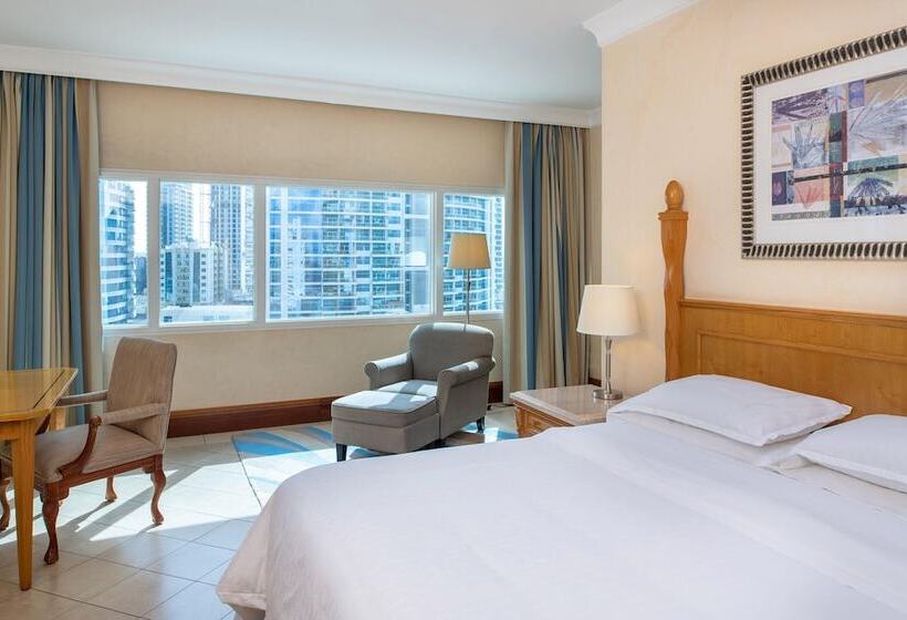 اتاق کلوب با چشم‌انداز, Sheraton Jumeirah Beach Resort