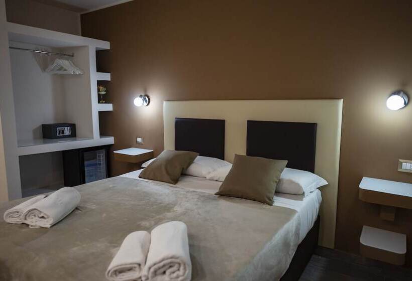 Номер Стандарт с Балконом, Residenza Magnolia