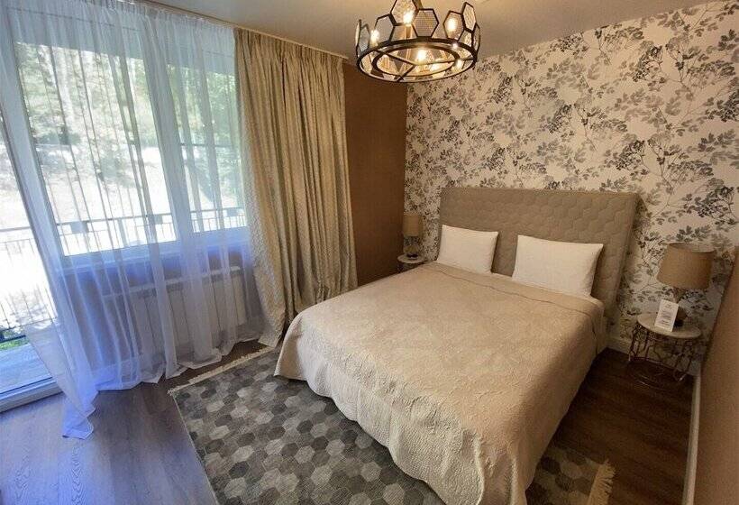 Номер Стандарт Вид на Парк, Hills Polyana Hotel & Spa