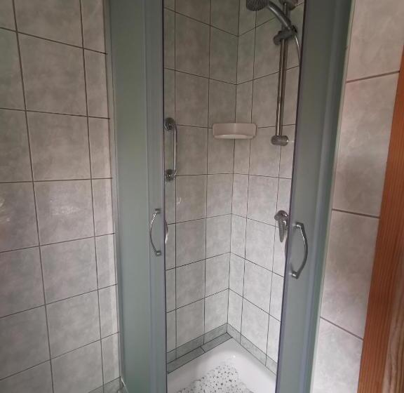 스탠다드 룸 공동 욕실, Guest House Accommodation Rupine