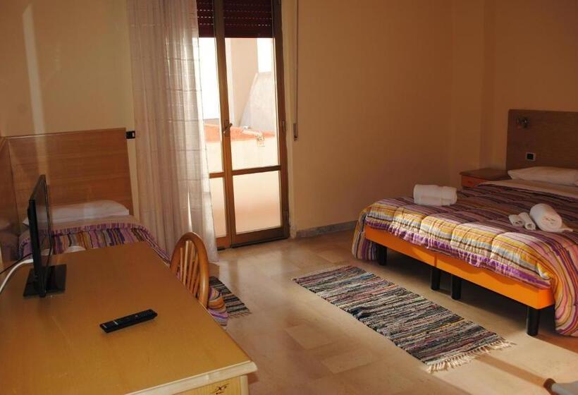 Triple Room Sea View, South Paradise