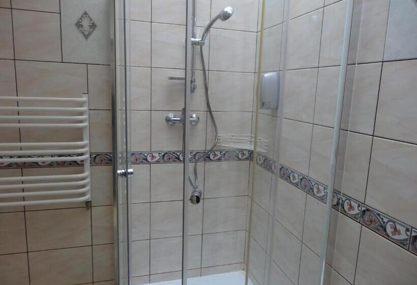 Standardzimmer Geteiltes Bad, Rosemary S B&b
