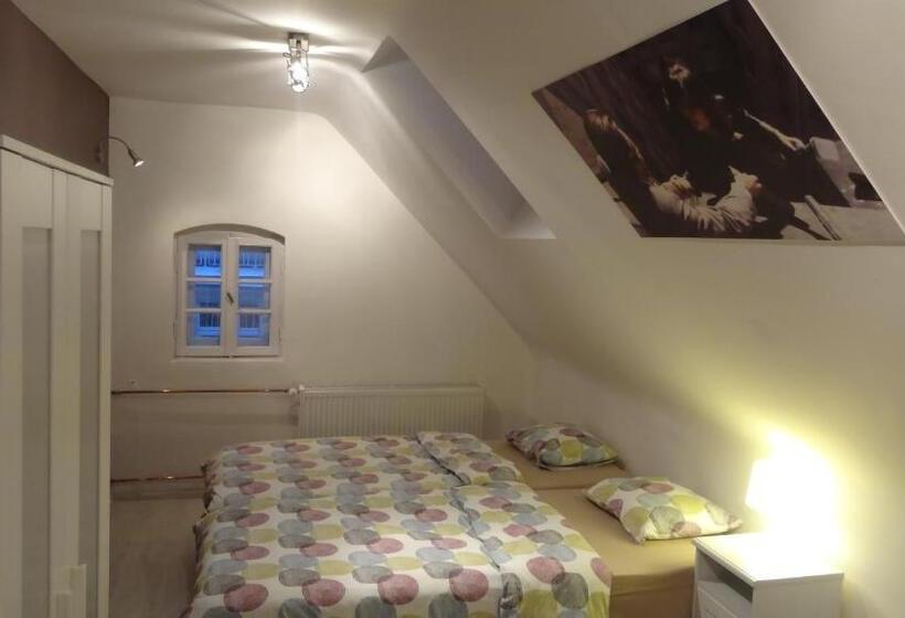 Standardzimmer Geteiltes Bad, Rosemary S B&b