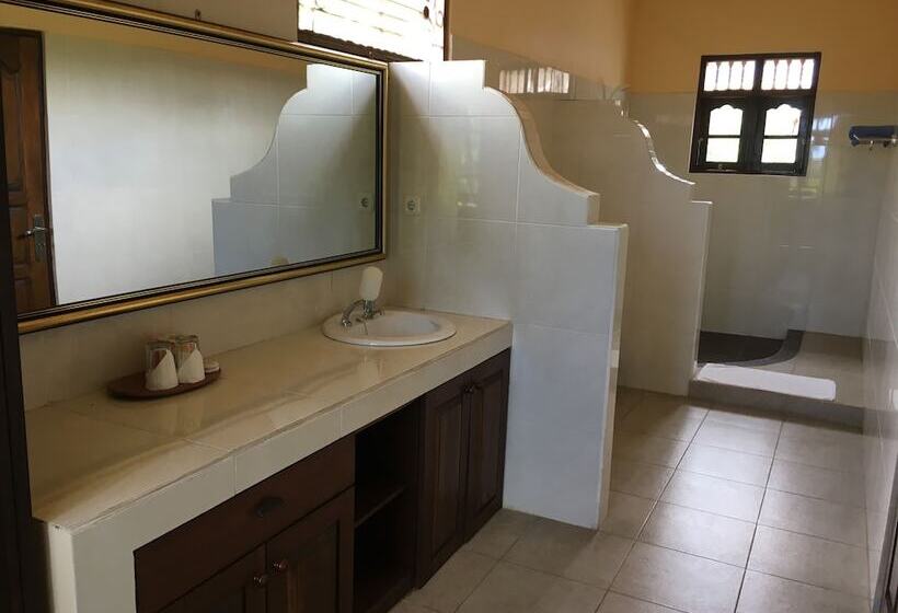 Quarto Superior, Cafe Wayan Cottages Senggigi