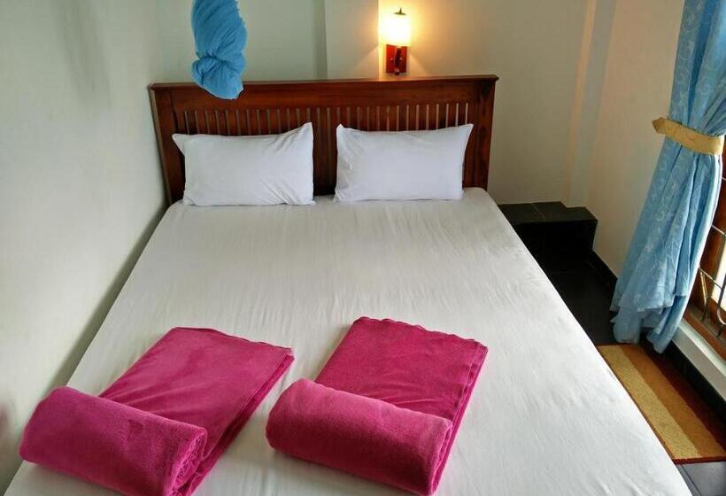 Номер Deluxe, Abc Guest Inn & Restaurant