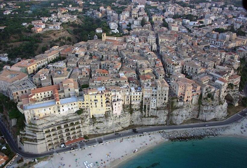 اتاق لوکس, Bella Tropea Accommodation