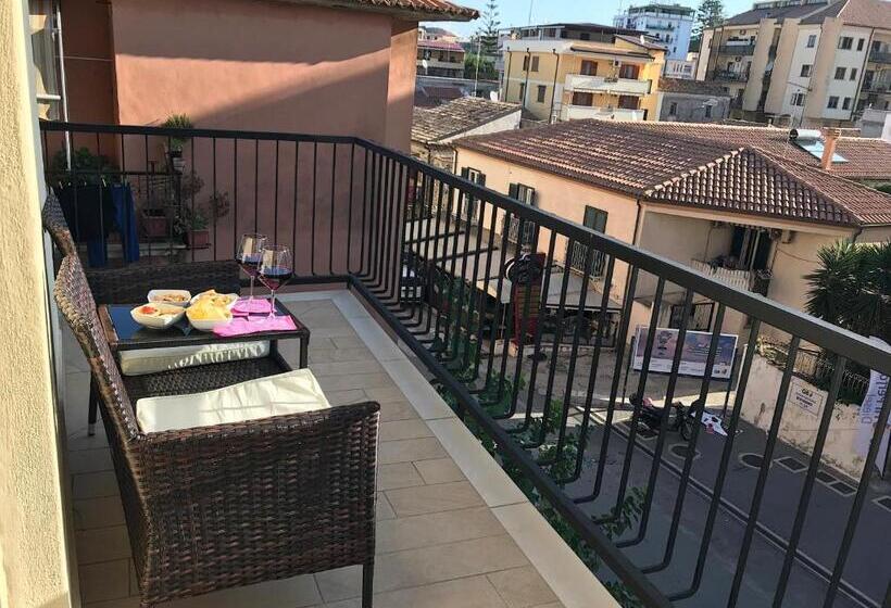 Superior Room with Terrace, Bella Tropea Accommodation