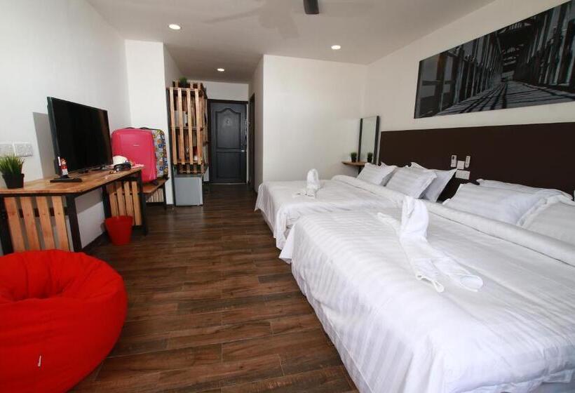 اتاق استاندارد با چشم‌انداز دریا, The Barat Tioman Beach Resort