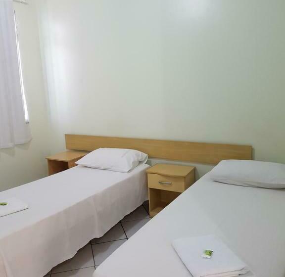 Quarto standard, Super Economico