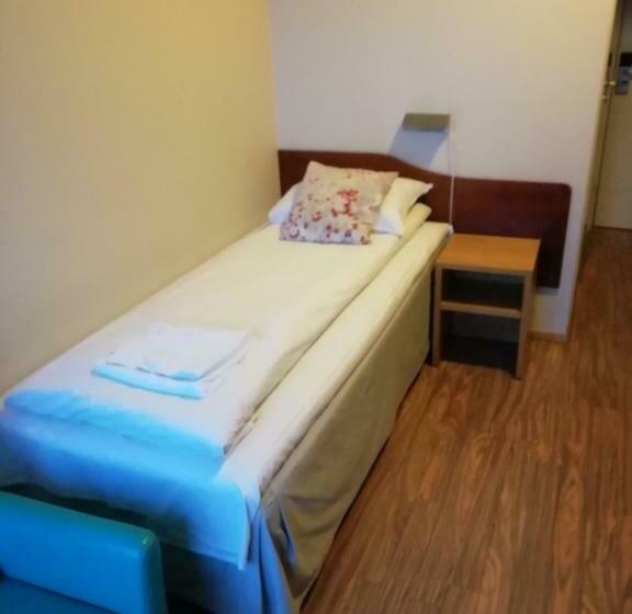 이코노미 싱글 룸, Kirkenes Hotell