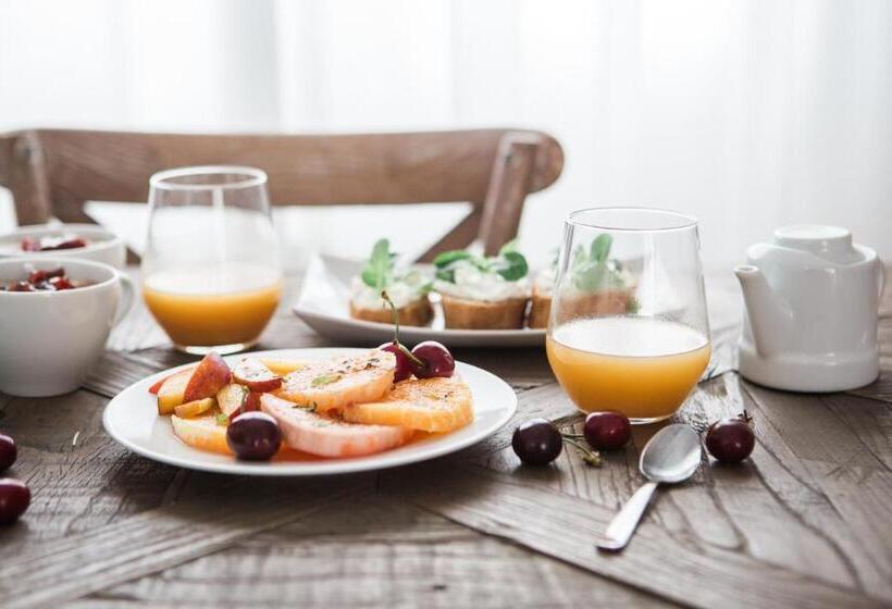 Люкс Повышенной Комфортности, Inn St Helena