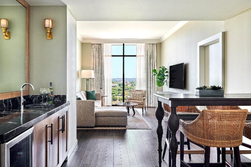 Suite Llit King, Omni Barton Creek Resort And Spa Austin