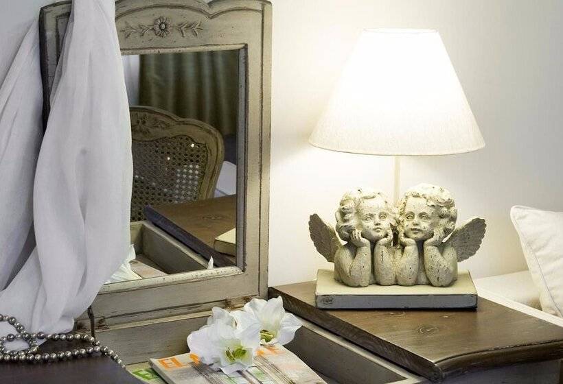 سوییت با چشم‌انداز باغ, Minelska Resort