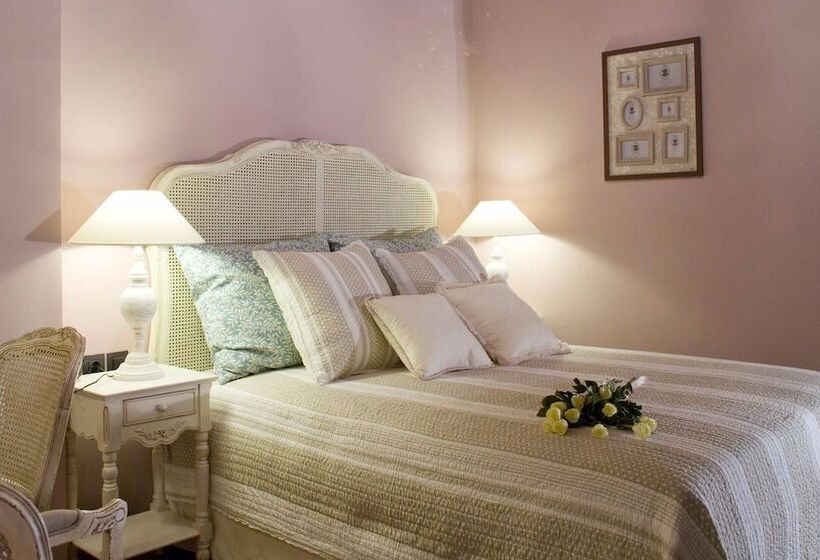 سوییت با چشم‌انداز باغ, Minelska Resort