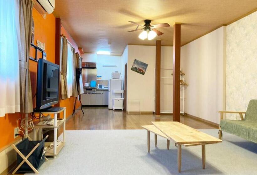 Семейный Номер, Seaside Pension Petit Shirahama