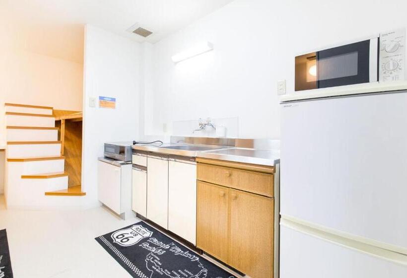 Семейный Номер, Seaside Pension Petit Shirahama