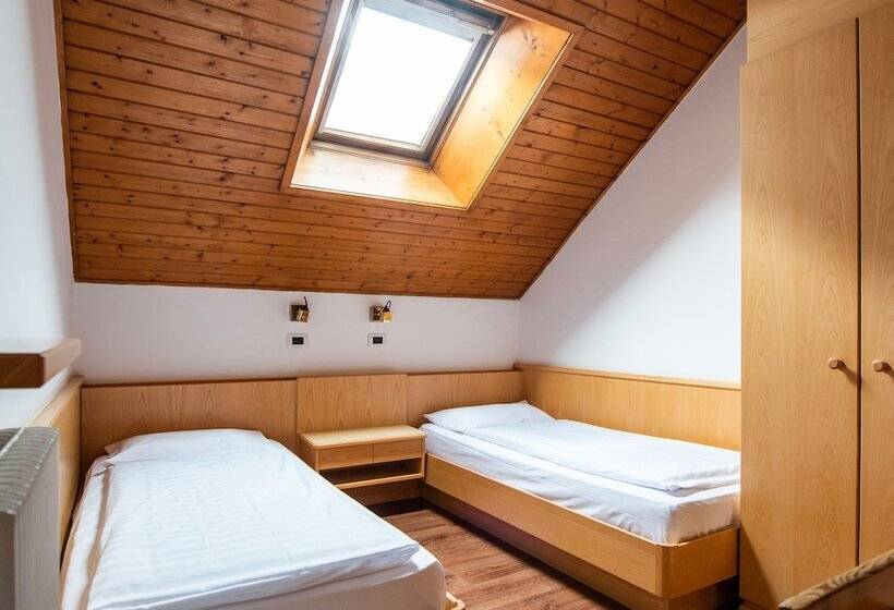 Студия Стандарт, Residence Contrin