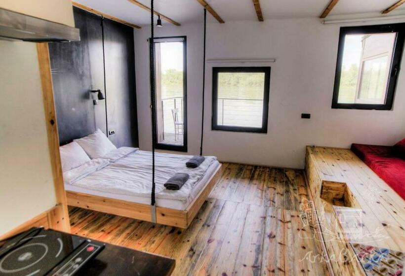 استودیو استاندارد با تخت کینگ, Arkabarka 2  Floating Dream Rooms And Apartments