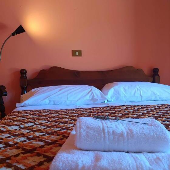 اتاق استاندارد با بالکن, Agriturismo Radovic