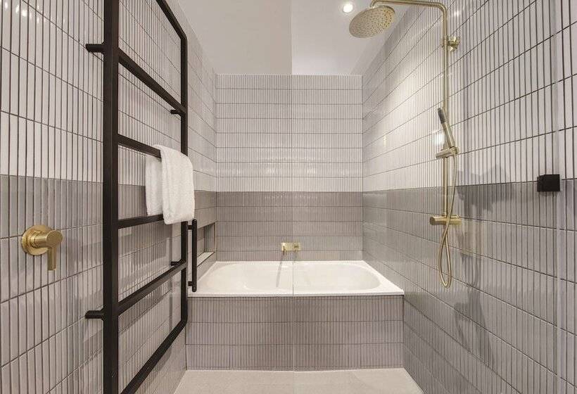 Президентский Люкс, Vibe Hotel Sydney Darling Harbour