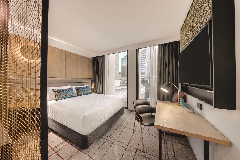 Номер Стандарт с Балконом, Vibe Hotel Sydney Darling Harbour