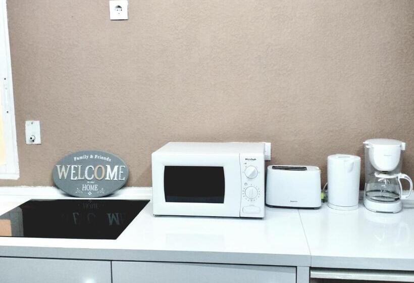 Standard room with outdoor bath, Collection City   Bed & Breakfast, Alicante Center I Cocina & Amplia Terraza   Jardín