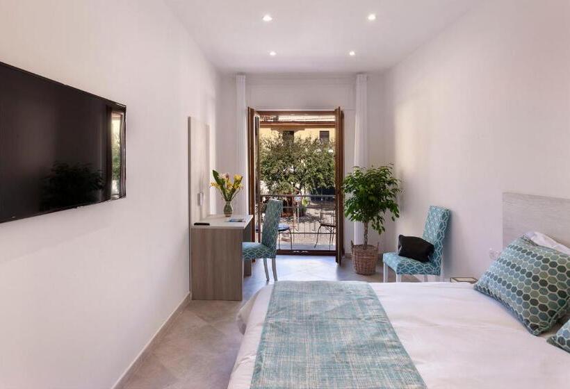Номер Superior Вид на Город, Delle Rose Suites