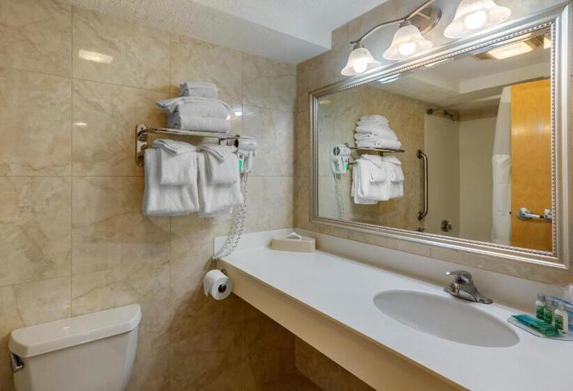 带大床的套房, Atlantic Beach Hotel Newport