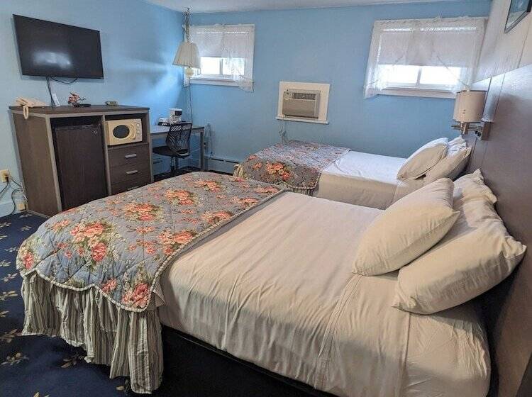 Номер Стандарт 2 Двуспальные Кровати, Bennington Motor Inn