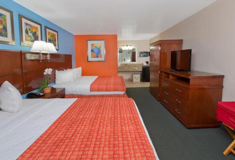 スタンダードルーム, Ramada By Wyndham Flamingo Water Park