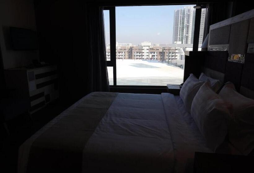 带皇后床的套间, Regenta Central Rs Chennai Omr Sipcot