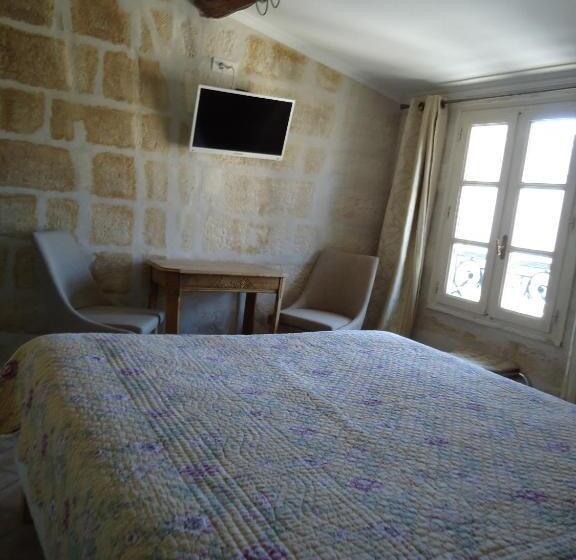스탠다드 룸, Hôtel Du Palais Des Papes