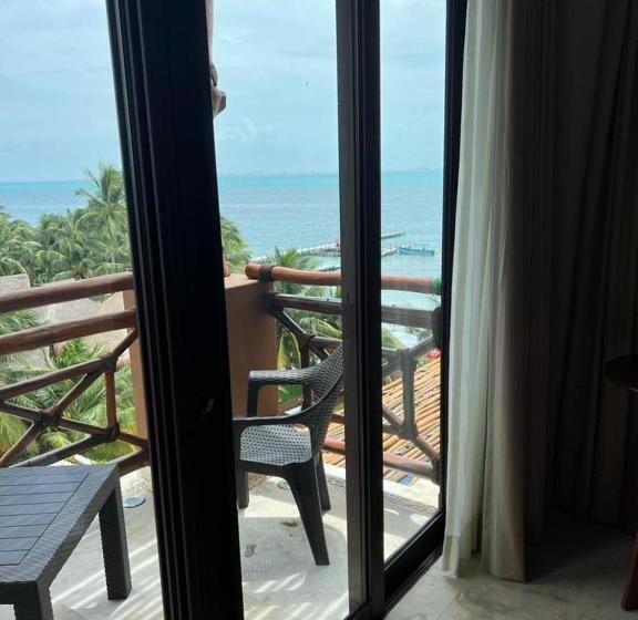 מיטת קינג בסוויטה, Beló Isla Mujeres   All Inclusive