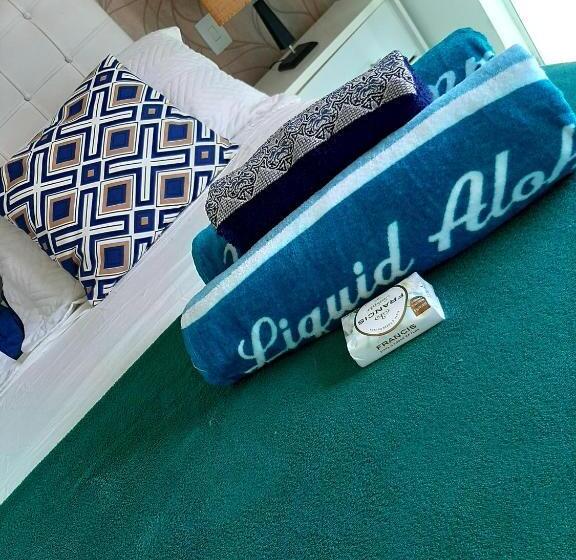 سوئیت با بالکن, Casa Estelar