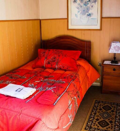 اتاق استاندارد یک نفره, Hostal Bianca