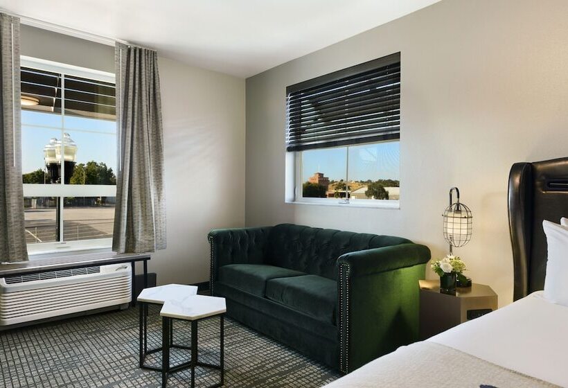 Люкс Кровать Кинг, Oxford Suites Paso Robles