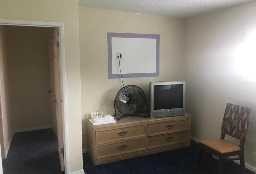 Quarto Deluxe, All 8 Motel
