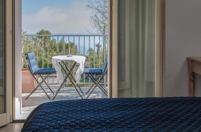 オーシャンビュースタンダードルーム, Fiorenzuola Bed & Breakfast